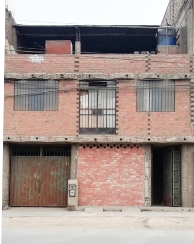 COMAS TRASPASO POSECION DE LOCAL COMERCIAL 163M3 &145MIL DOLARES, VISTA AVENIDA.