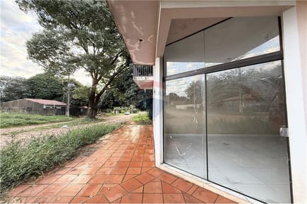 Salón comercial / oficina en alquiler - San Lorenzo - Gs. 1.000.000