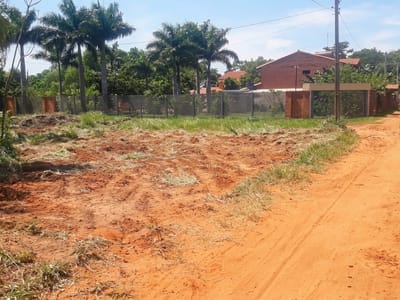 VENDO TERRENO EN BARRIO MACA-I LUQUE