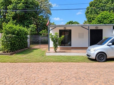 ALQUILER / CASA AMOBLADA + PISCINA + 2 SALONES COMERCIALES