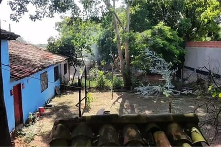 CASA EN VENTA - LAMBARÉ