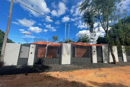 VENDO CHALET ECONOMICO CHE ROGA PORA