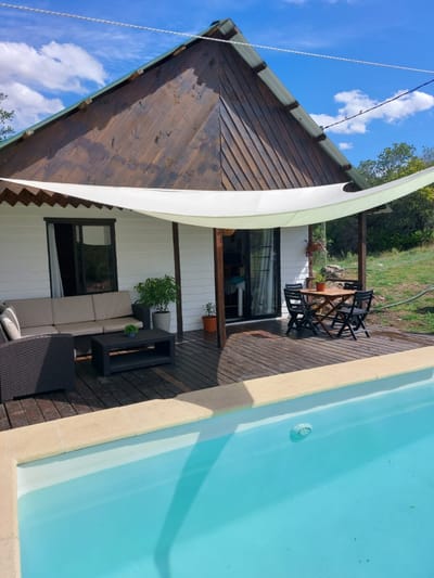 Cabaña con Piscina a la Venta en Villa Serrana | Cerro Guazubira