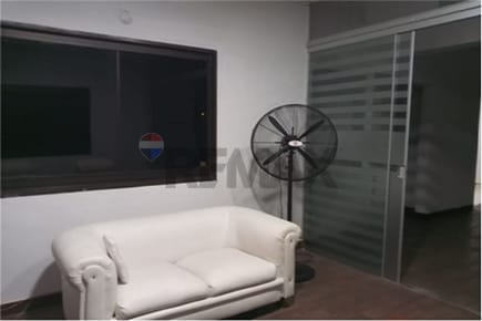 ALQUILO OFICINA EN ÑEMBY BARRIO SAN CARLOS