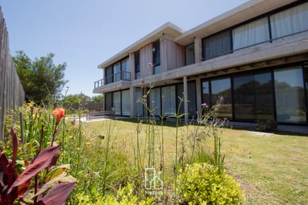 Jose Ignacio Alquiler Casa 3 Dorm. 200m Playa Mansa. Amueblada Jardín Parrillero