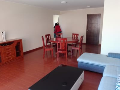Venta o Anticretico departamento a ESTRENAR en Achumani $us 50.000