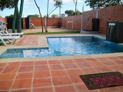 VENDO CASA QUINTA EN LUQUE, IDEAL PARA LOCAL DE EVENTOS