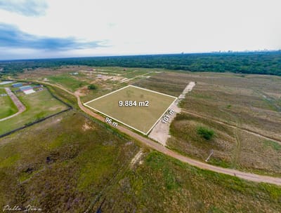 En Venta! Amplio terreno en el Urubo a tc oficial