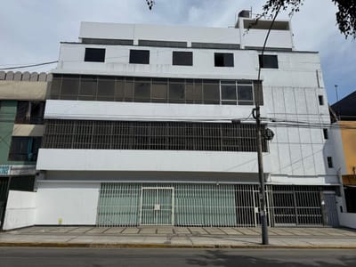 Vendo Local Comercial Cercado De Lima 