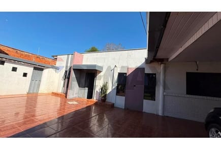 Casa Independiente en Alquiler sobre Calle Asfaltada – Km 8 Monday