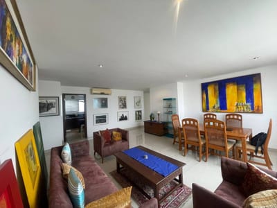 Amplio departamento en Venta en el 1er anillo