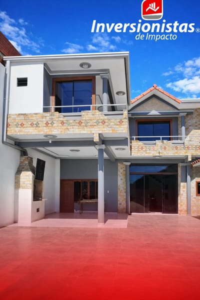 CASA COMERCIAL EN VENTA 