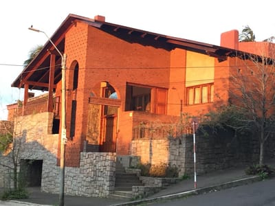 Importante Propiedad En  Rivera, Para Empresa O Casa Habitacion