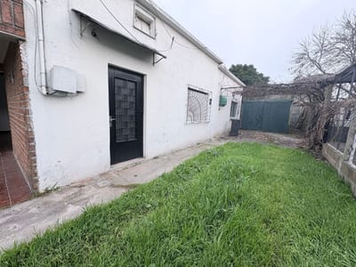 Casa Con Garaje En Pando