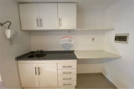 Vendo monoambiente en University Park 