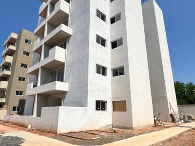 VENDO DEPARTAMENTO DE 2 HABITACIONES EN EDIFICIO MUGA LUQUE