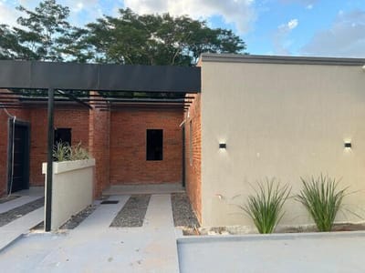 ???? ALQUILER DE HERMOSO CHALET EN BARRIO CERRADO EN LUQUE