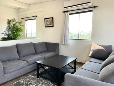HERMOSO DUPLEX AMOBLADO EN MARIANO ROQUE ALONSO
