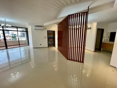 AMPLIO DPTO EN VENTA