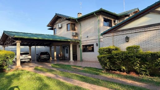 VENDO Casa 6 dorm con Piscina - San Lorenzo, Central
