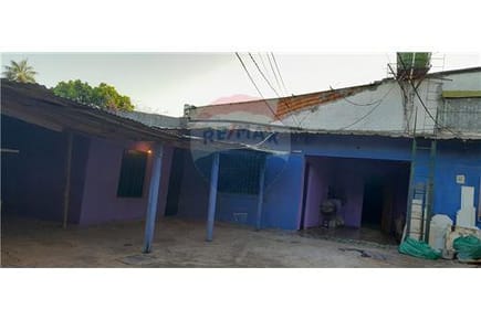 Amplia propiedad de 12 habitaciones c/baños para Renta, Isla Bogado, Luque