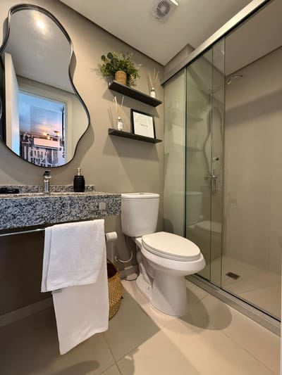 ZONA PLAZA MADERO, LUQUE, EN VENTA DEPARTAMENTO DE 2 DORM EN POZO CON COCHERA 