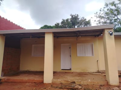 EN VENTA CASA DE 2 HABITACIONES EN CAPIATA 