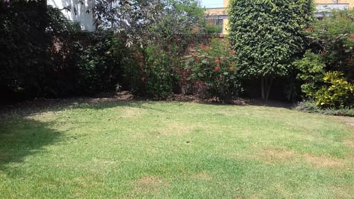 OCASIÓN VENDO CASA EN ZONA SEGURA DE URB. VALLE HERMOSO DISTRITO DE SURCO