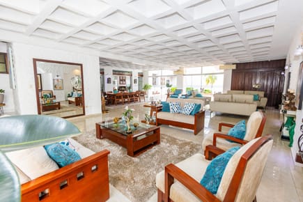 CASA DE LUJO EN VENTA - BARRIO NORTE