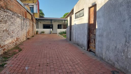 CASA EN VENTA / ANTICRETICO