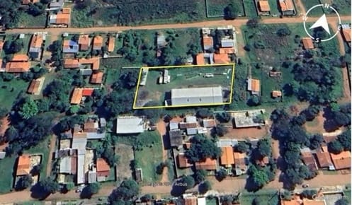 PROPIEDAD AMURALLADA DE 320M2  EN LUQUE MORACUE 