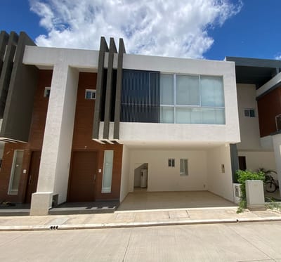 En Alquiler | Espectacular Casa en Condominio Jardines del Norte