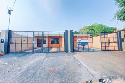 Chalet-Venta-Fdo de la Mora c/ Vicente Iturbe, Ñemby, Central
