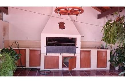 VENDO CASA EN ASUNCION