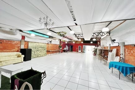 Local Comercial - Alquiler - Santa Ana, Asunción, Paraguay