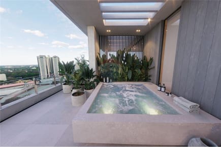 COSMOPOLITAN - DEPARTAMENTOS DE LUJO - 3 SUITES