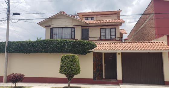 La Casa de tus sueños (amplia, acogedora, cómoda y segura)