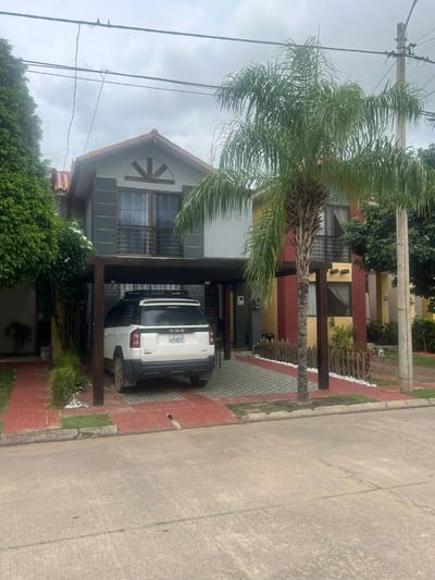 CASA EN VENTA EN SANTA CRUZ, ZONA NORTE | BARRIO LA SANTA CRUZ