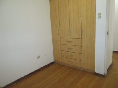 1er piso 2 dormitorios