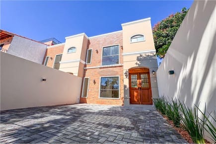 VENTA DUPLEX A ESTRENAR ZONA YACHT LAMBARE