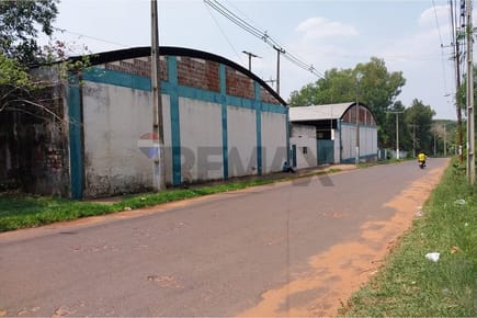 Propiedad comercial de 8.850 m² con infraestructura en San Antonio
