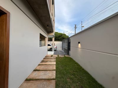 VENDO DUPLEX A ESTRENAR EN CUARTO BARRIO LUQUE