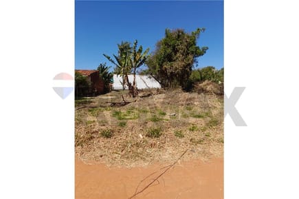 Terreno de 365m2 en Itapuami 1 - Luque.