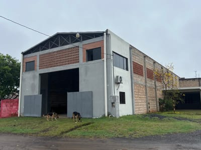 Alquilo Tinglado en Villa Hayes, cerca de la Ruta PY09 – 550 m²