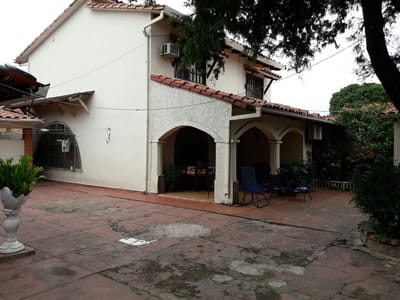 Vendo hermosa casa en la mutualista C/38 entre 3ro y 4to anillo