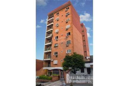 Vendo dpto en Edificio Fortaleza I