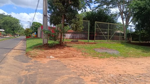 VENDO TERRENO EN LAURELTY - CAPIATA
