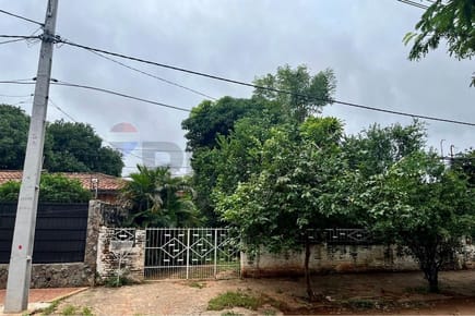 VENDO CASA A REFACCIONAR EN BARRIO SAN PABLO