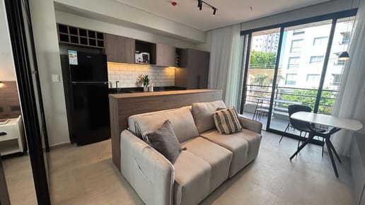 VENDO DPTO EN POZO ,ZONA SHPPING DEL SOL