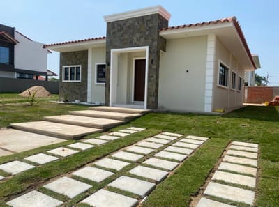Casa en Venta en el Urubo - Cond Santa Cruz de la Colina 